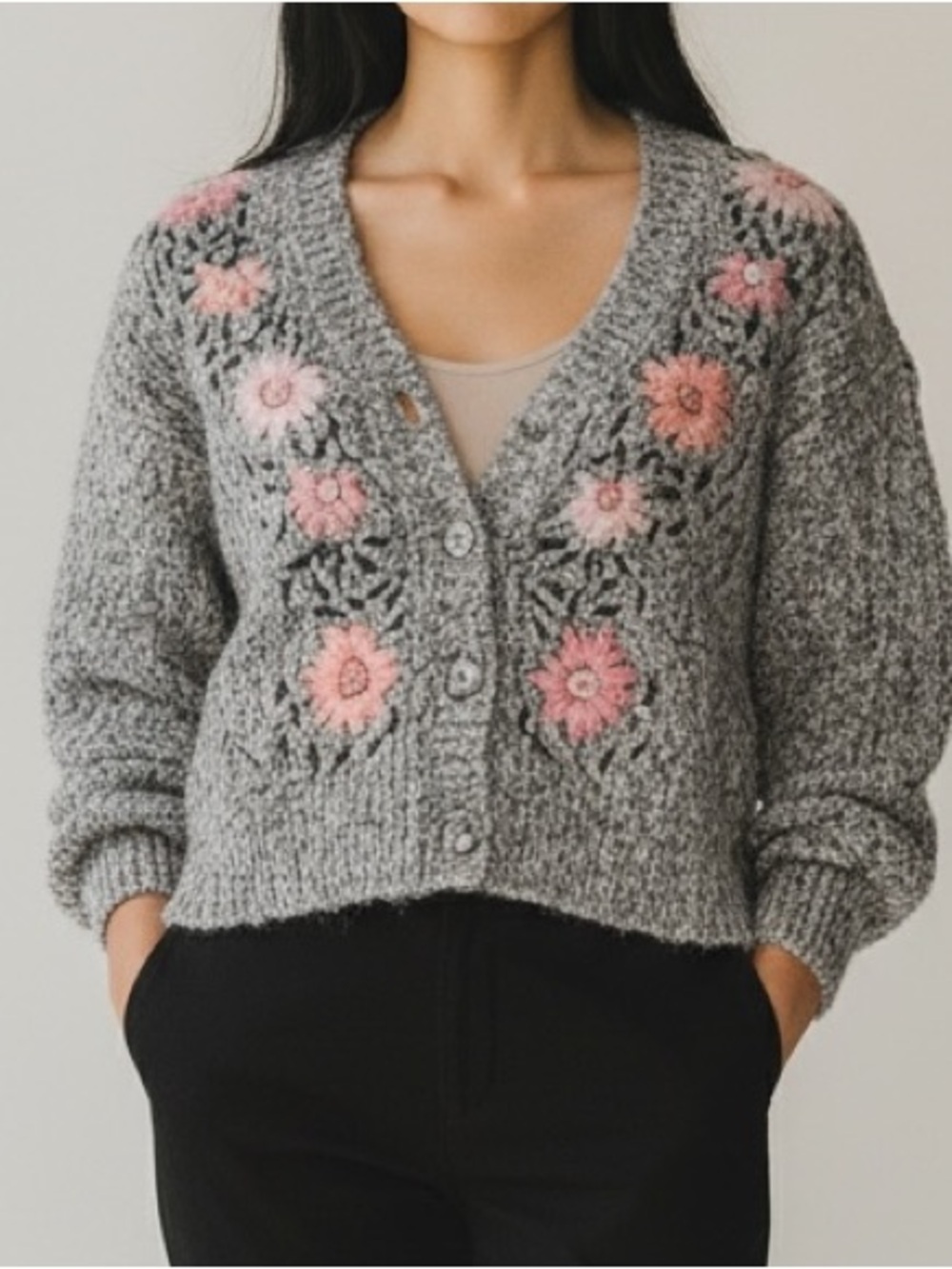 Heartloom Embroidered V Neck Gray Pink Cardigan Large Cottagecore Cozy Feminine